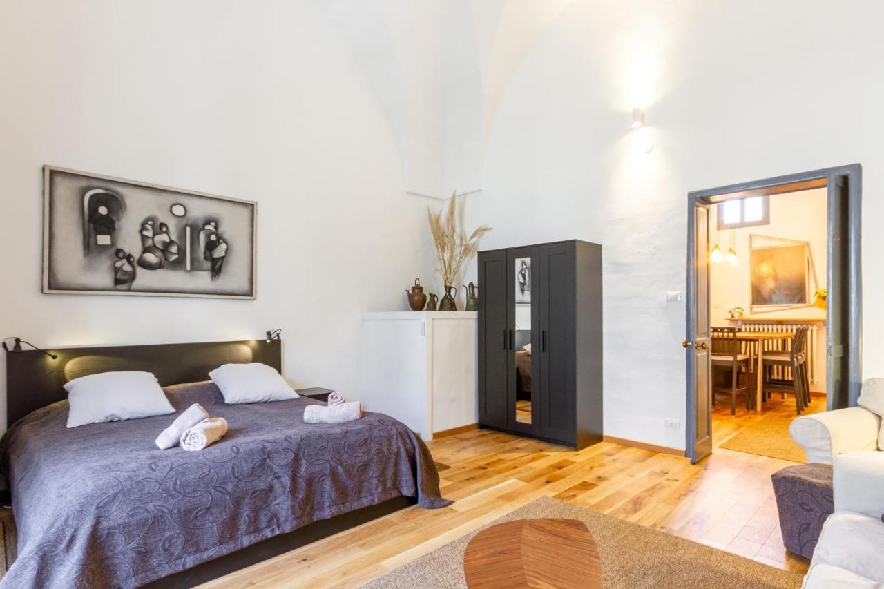 Lecce Center Charming Flat With Terrace Appartement Buitenkant foto