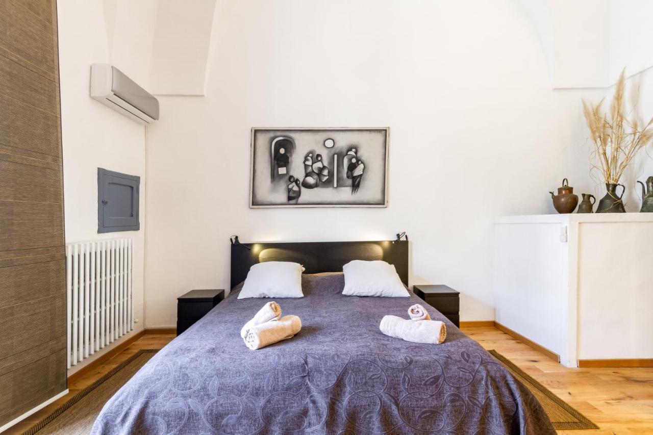 Lecce Center Charming Flat With Terrace Appartement Buitenkant foto