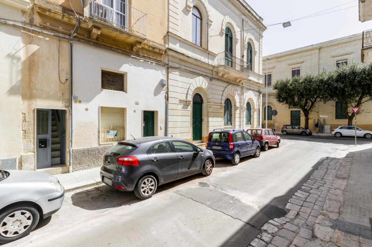 Lecce Center Charming Flat With Terrace Appartement Buitenkant foto