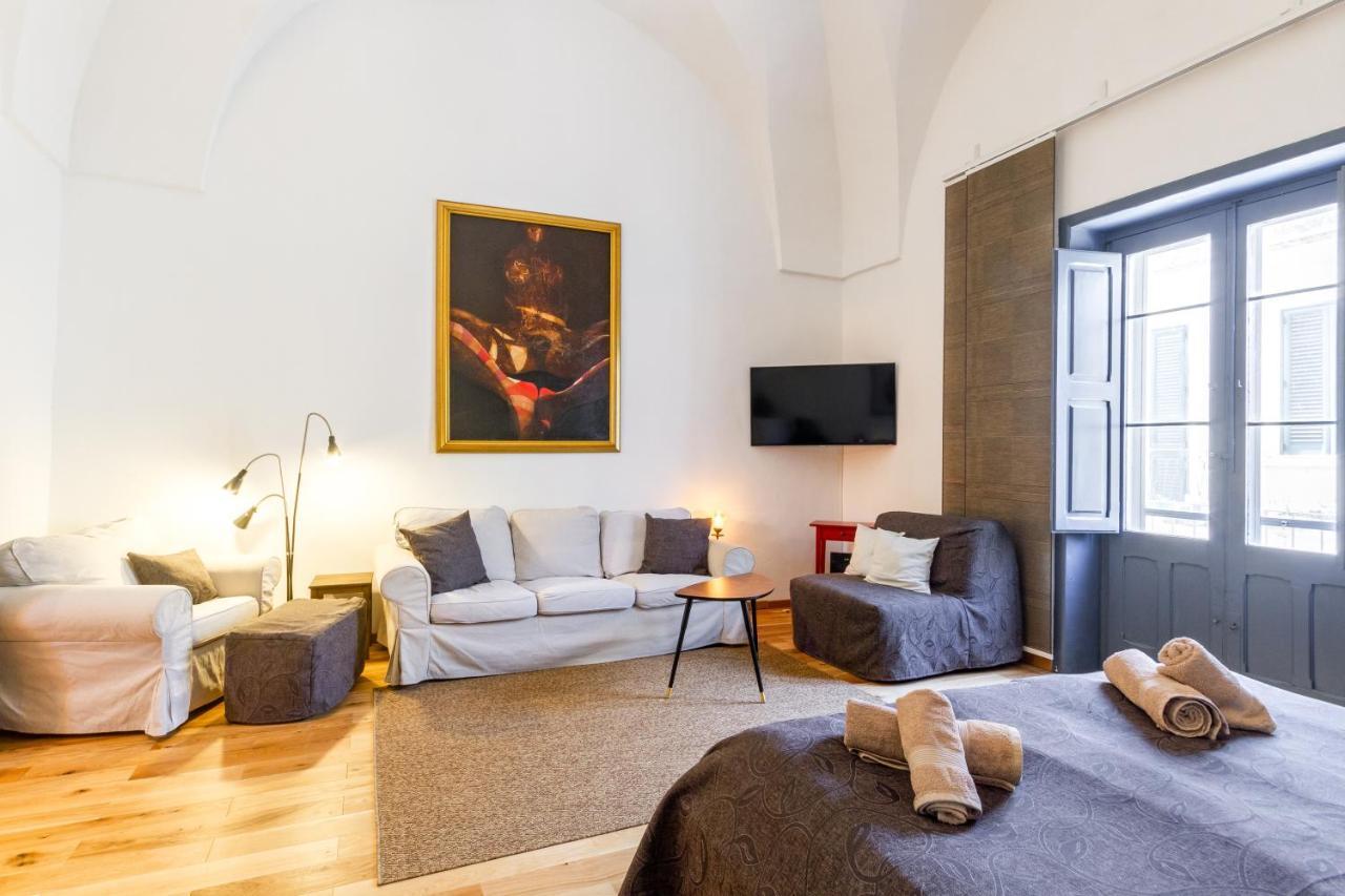 Lecce Center Charming Flat With Terrace Appartement Buitenkant foto
